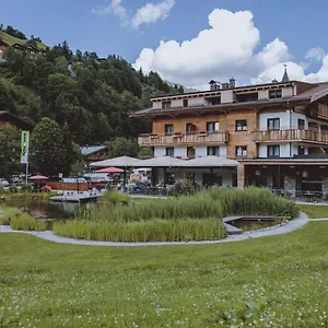 ski-bike-hotel-wiesenegg.saalbachhinterglemmhotels.com/