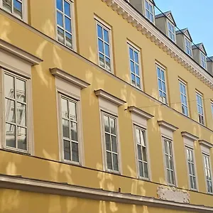 Easy By Stadtpark - Newly Renovated Hotel